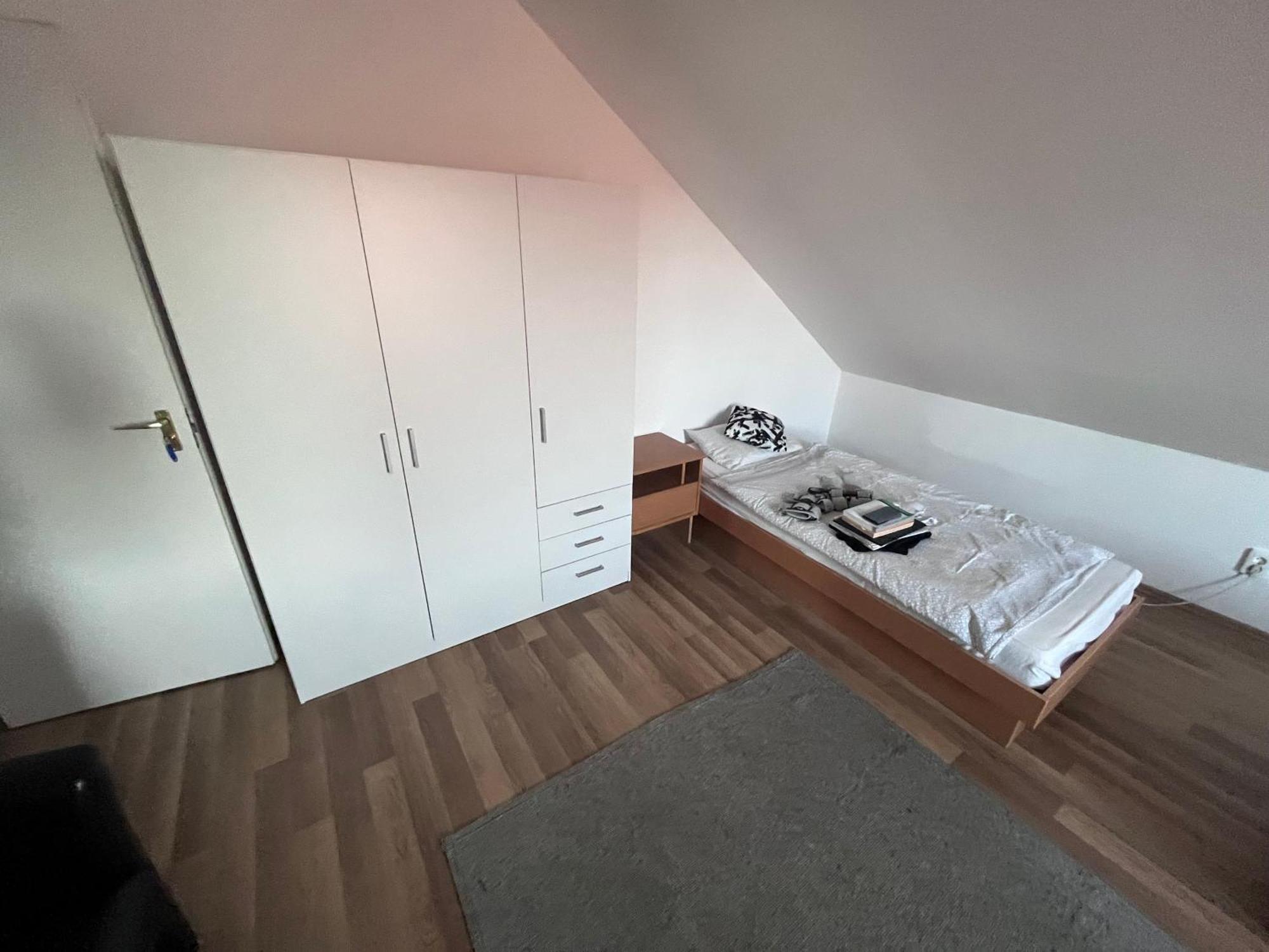 Majus 1 Vendeghaz- Se Hotel Se Екстериор снимка